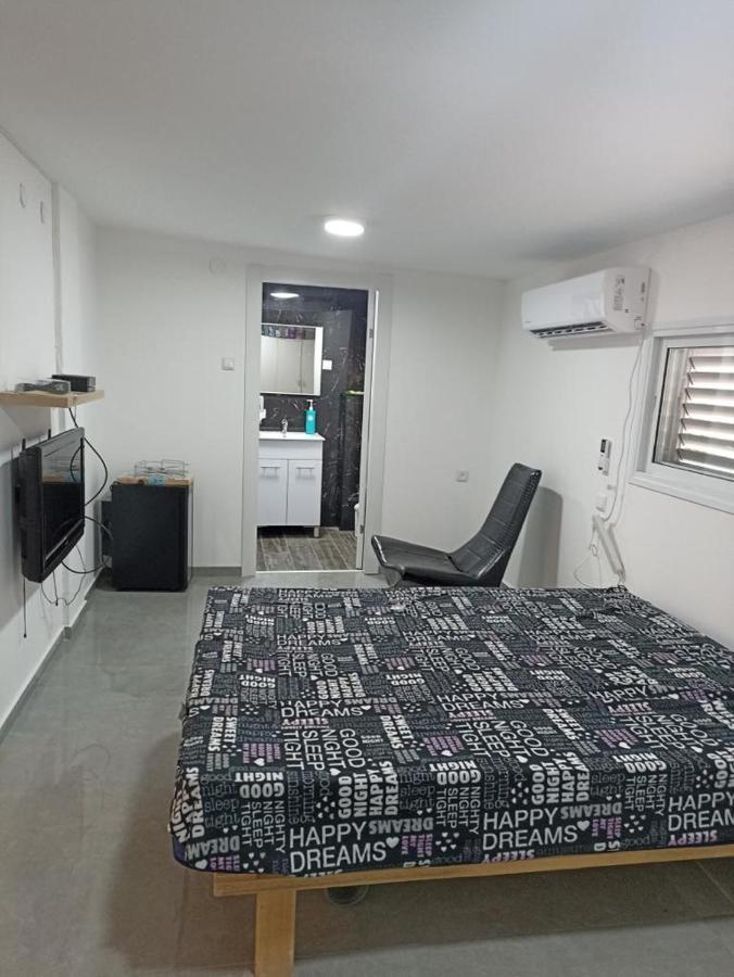 שמילה אירוח 1 Apartment Arad Exterior foto